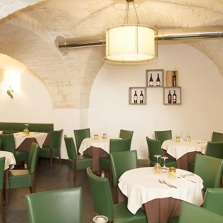 ランツィロッタ ホテル