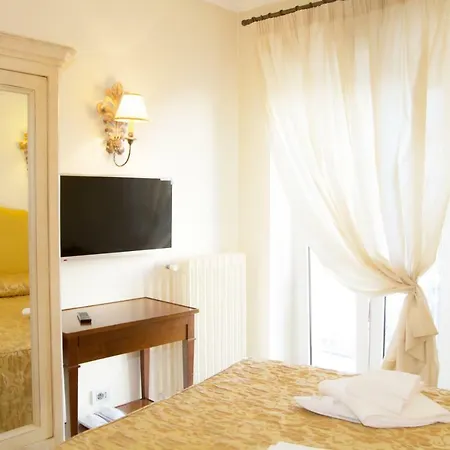 Hotel Lanzillotta 4*
