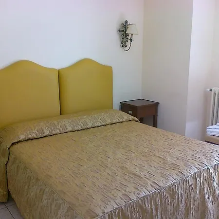 Отель Lanzillotta 4*