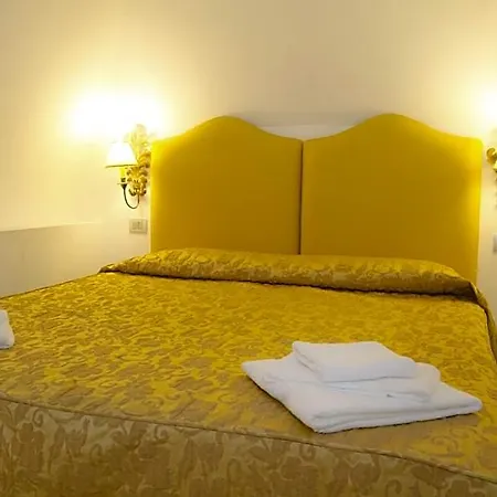 Hotel Lanzillotta 4*