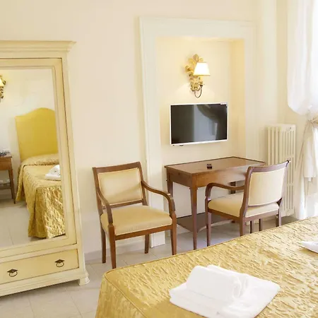 Hotel Lanzillotta 4*