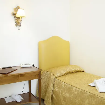 فندق Lanzillotta 4*