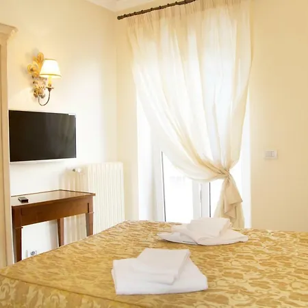 Lanzillotta فندق